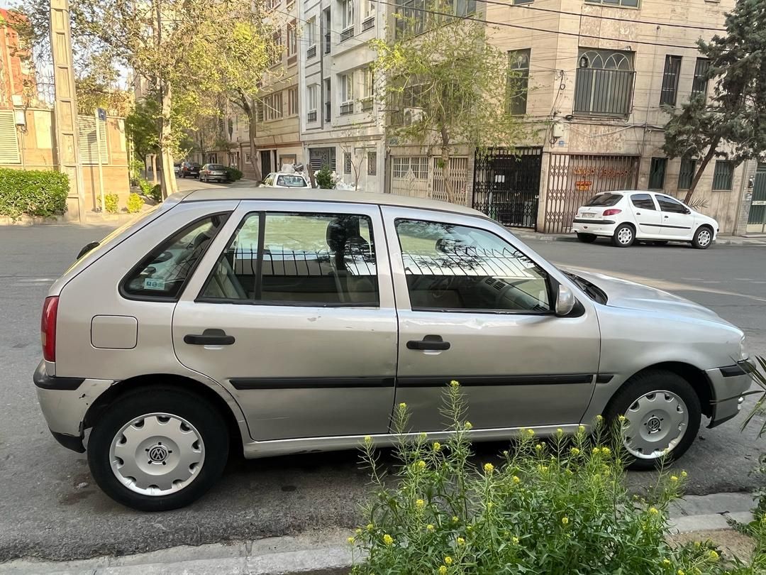 فولکس گل دنده‌ای - 2005
