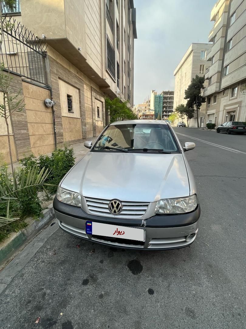خودرو فولکس، گل آگهی ann_17899435