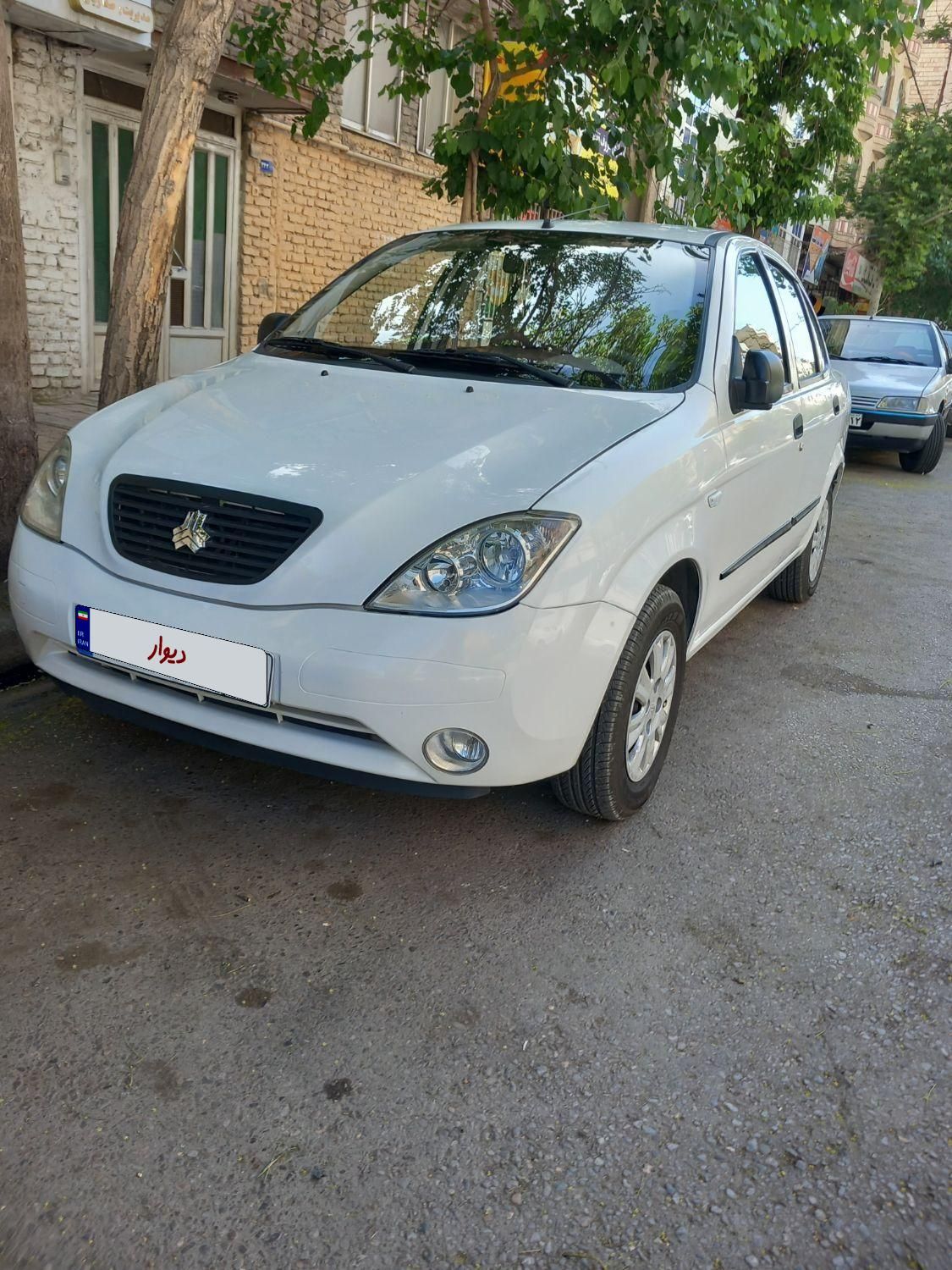 تیبا صندوق دار SX - 1398