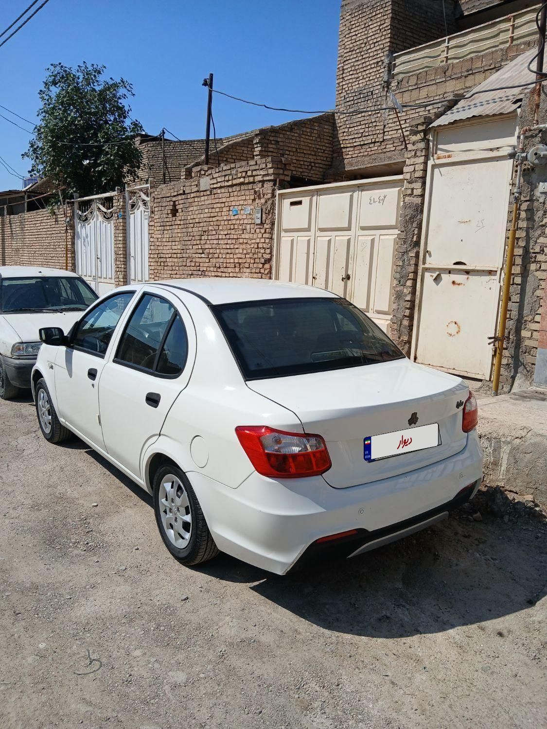 ساینا S دنده ای بنزینی - 1402