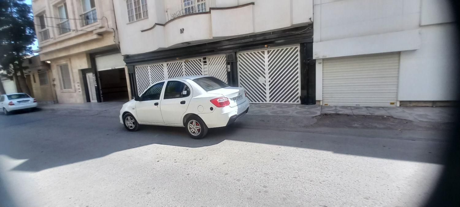 ساینا S دنده ای بنزینی - 1402