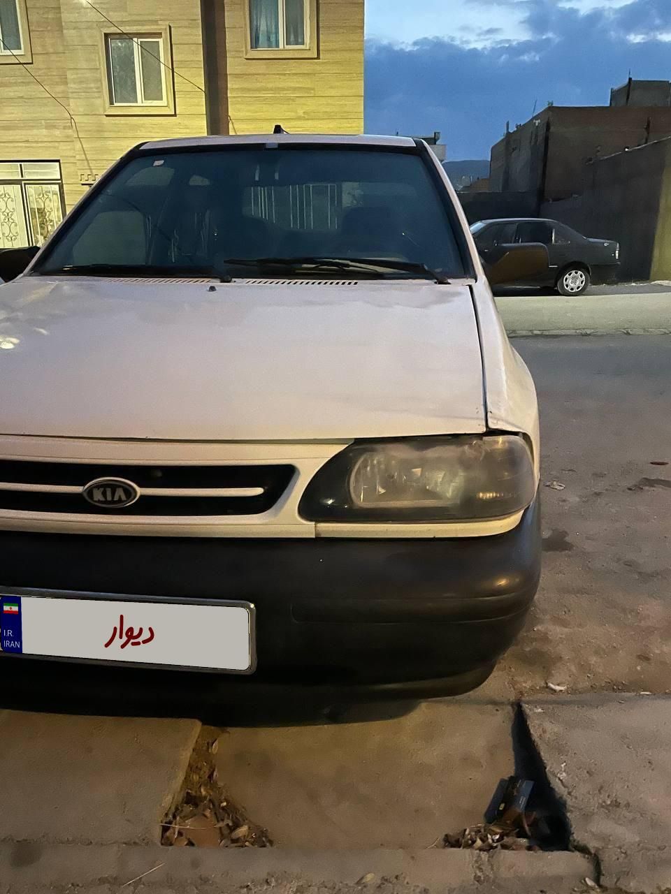 پراید صبا دنده‌ای - 1383