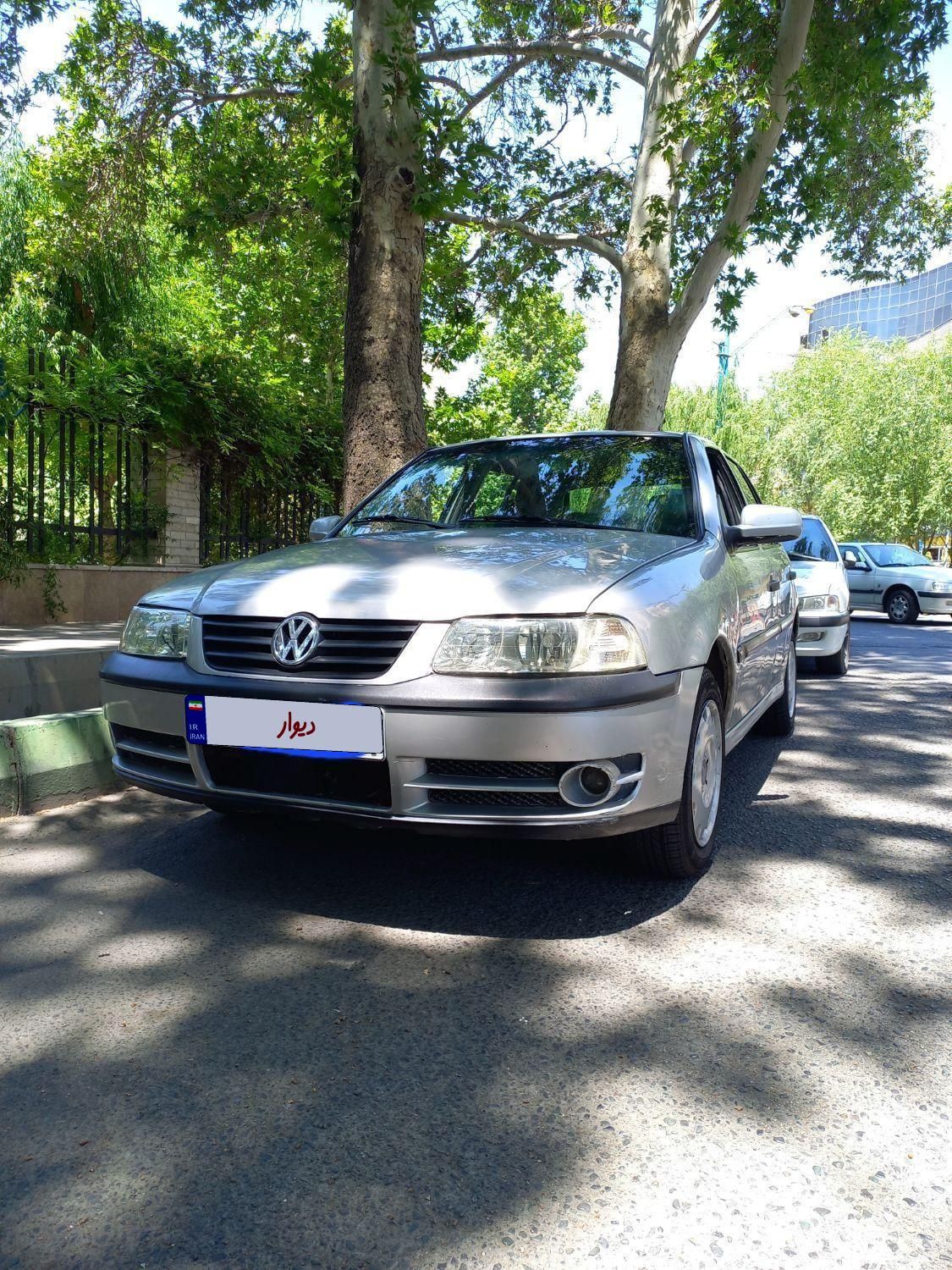 خودرو فولکس، گل آگهی ann_17901760