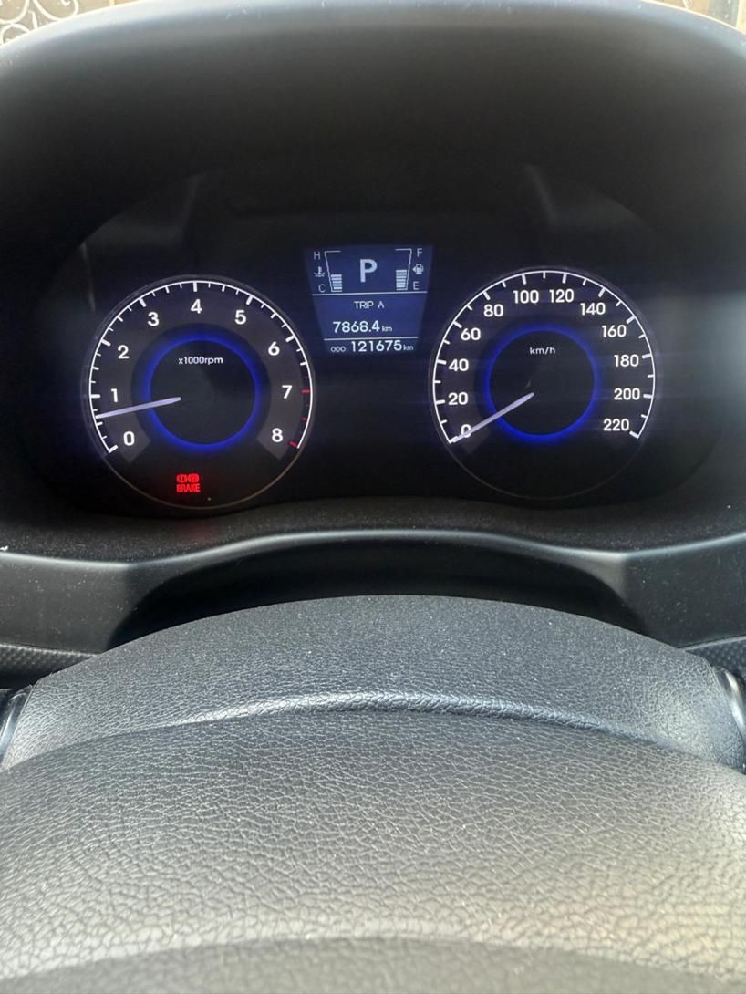 هیوندای اکسنت 1.6 لیتر ساده - 2013