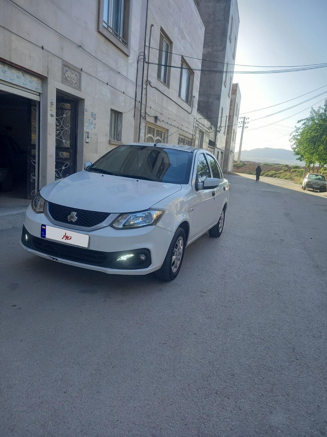 ساینا S دنده ای بنزینی - 1401