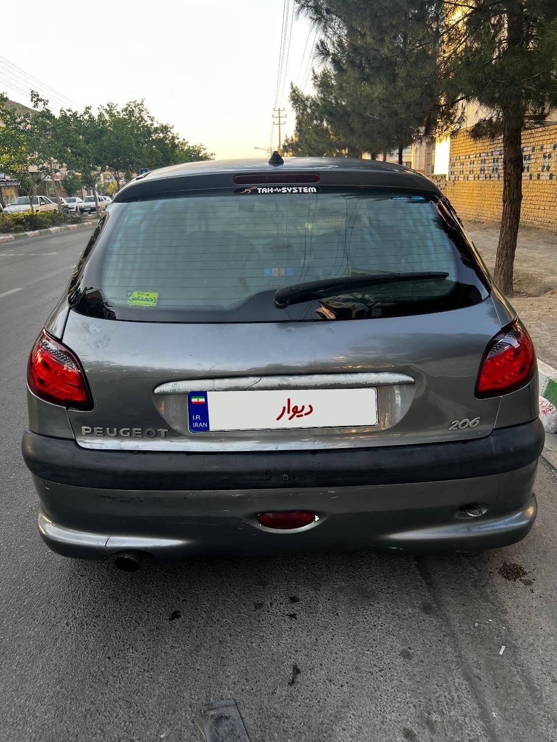 پژو 206 تیپ 3 - 1383