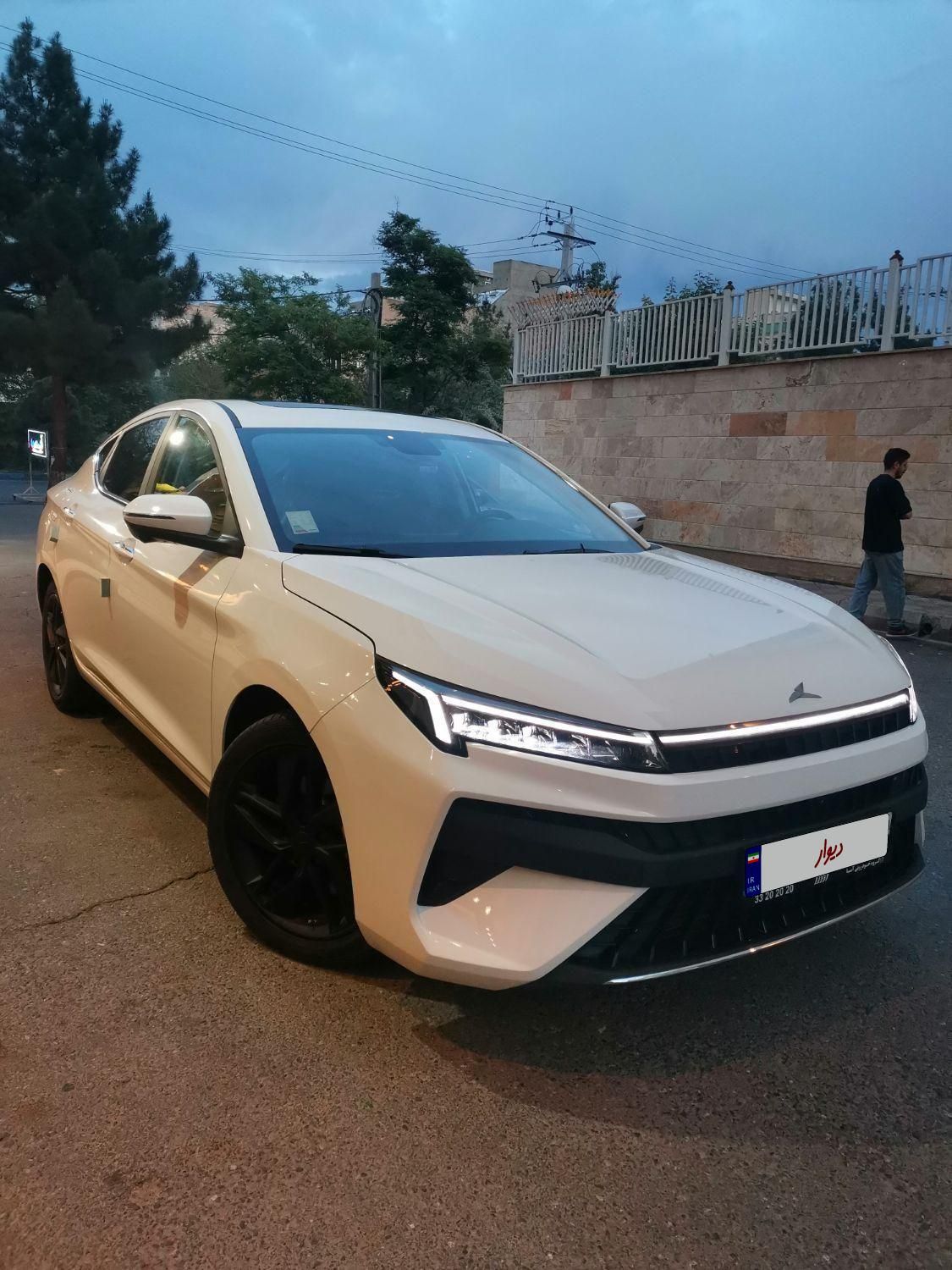 کی ام سی J7 اتوماتیک - 2024