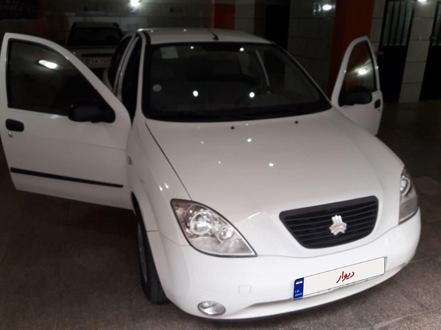 تیبا صندوق دار SX - 1398