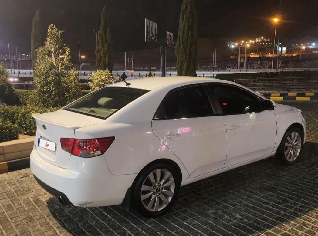خودرو کیا، سراتو مونتاژ آگهی ann_17903674