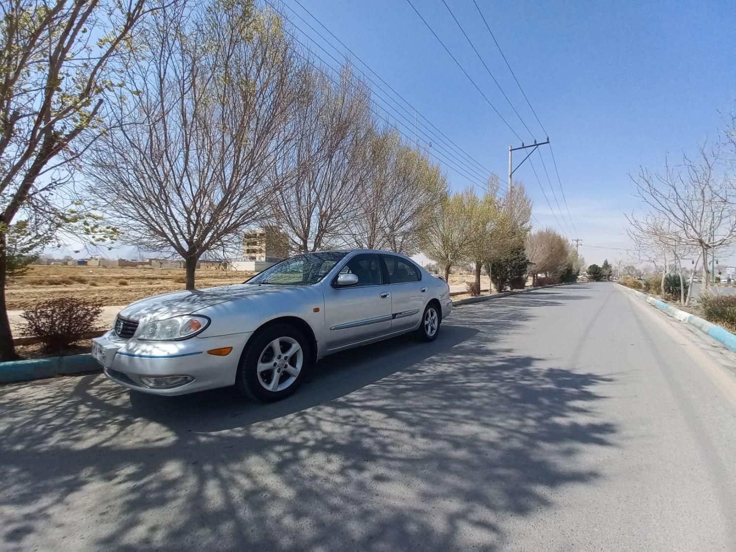 نیسان ماکسیما دنده‌ای - 2003