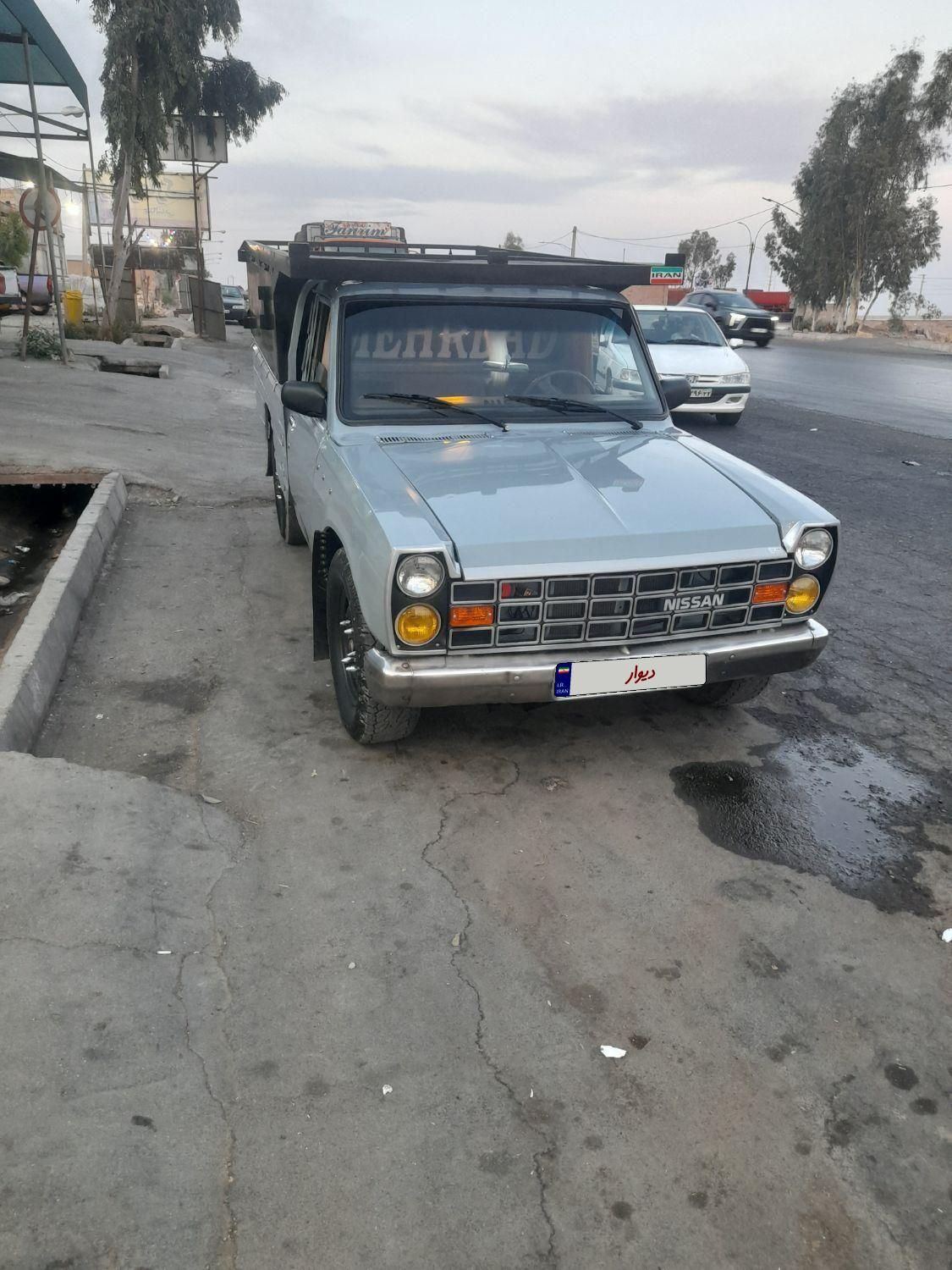 نیسان پاترول چهار درب 4 سیلندر - 1990