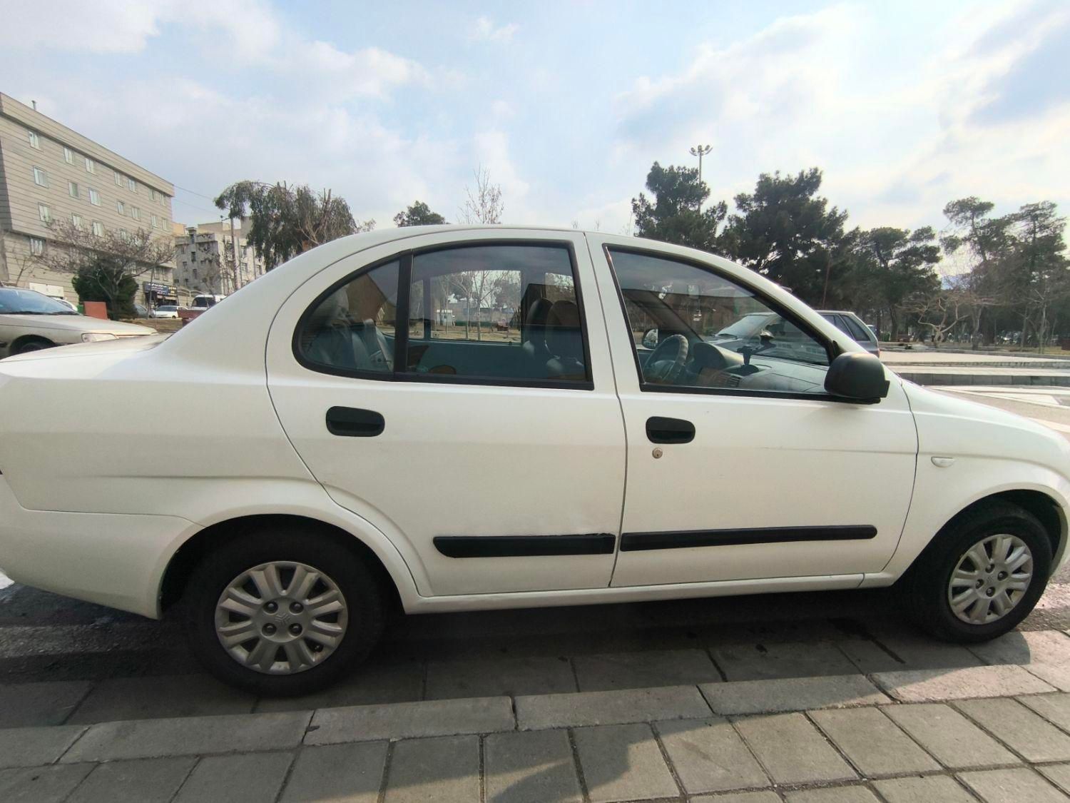 تیبا صندوق دار SX - 1395