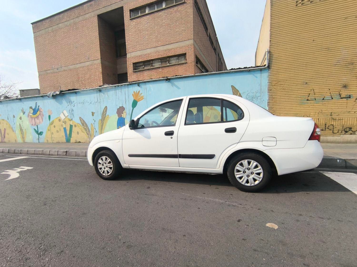 تیبا صندوق دار SX - 1395