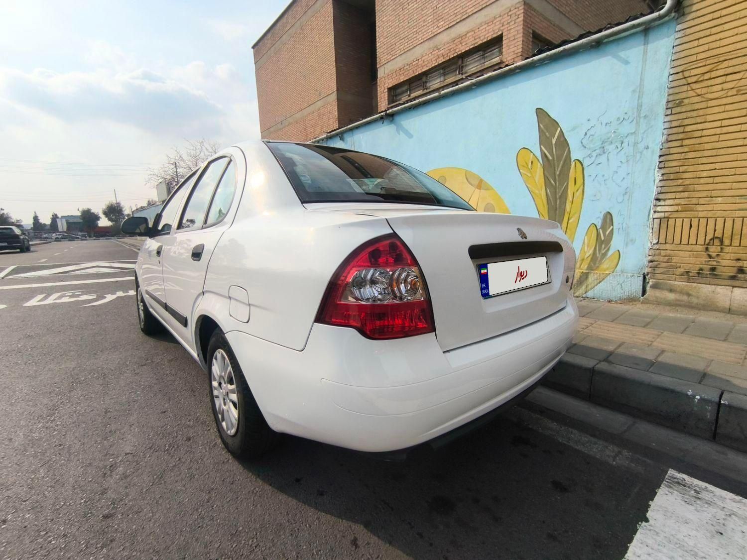 تیبا صندوق دار SX - 1395