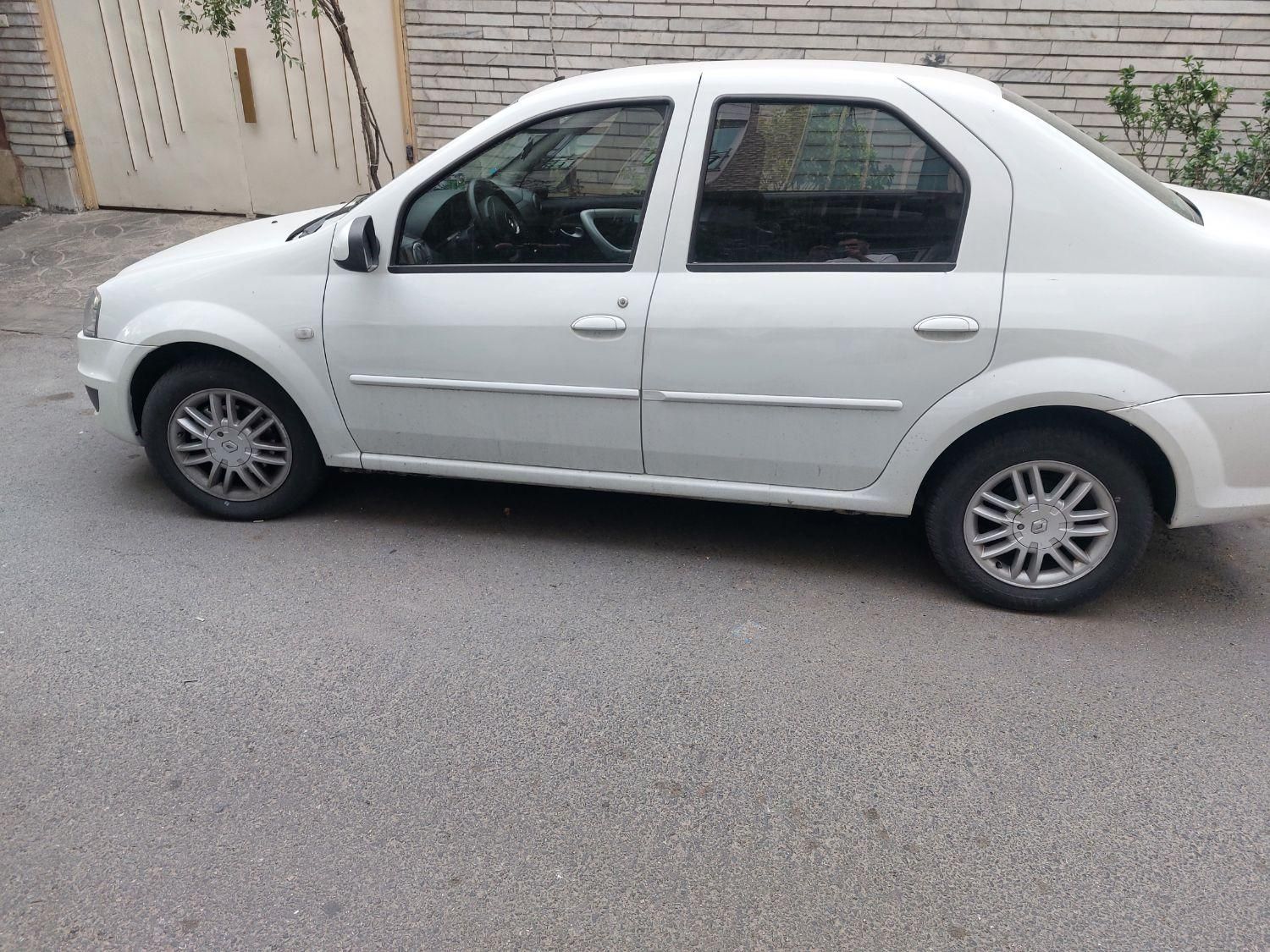 رنو تندر 90 پلاس اتوماتیک - 1397