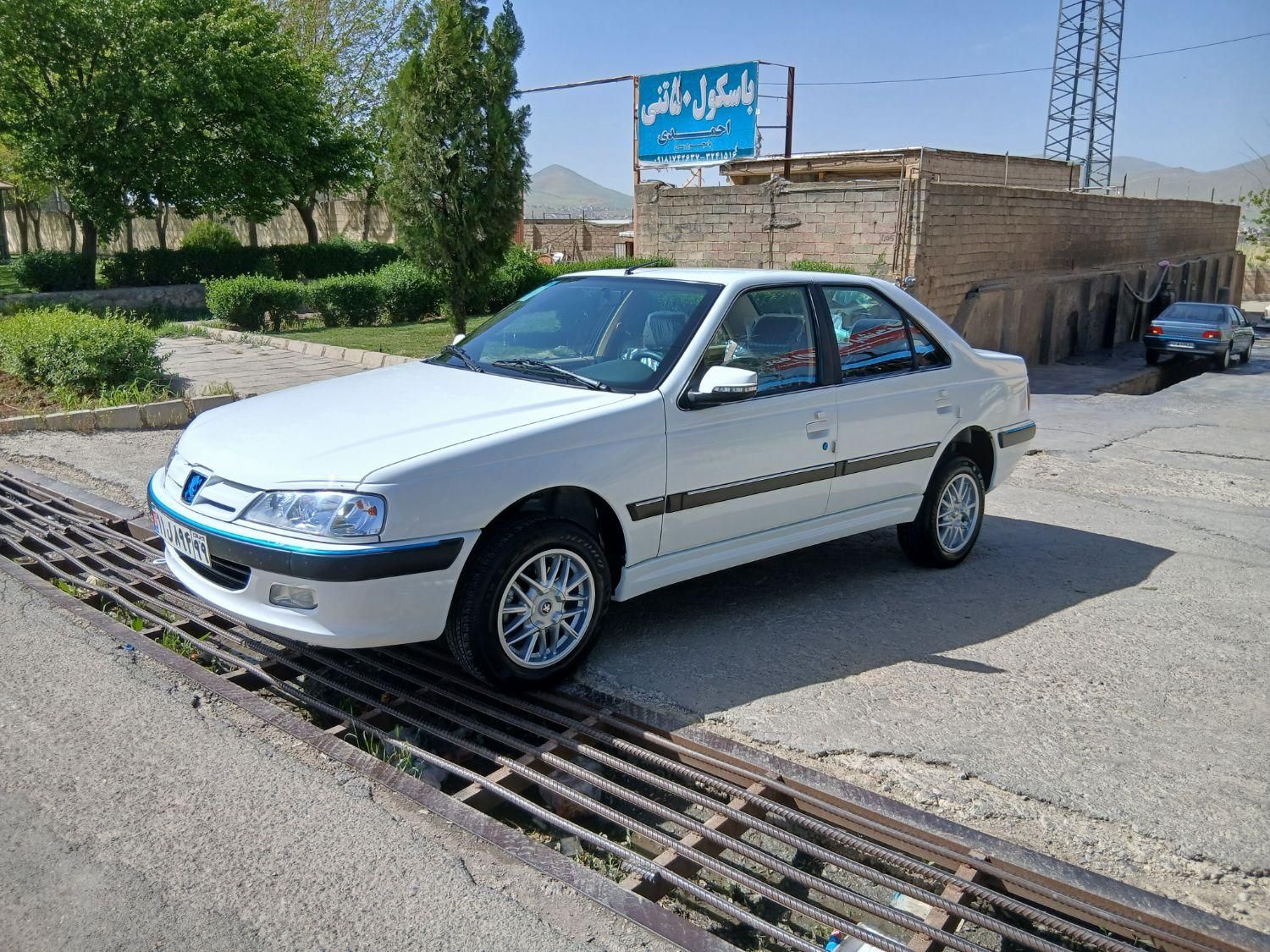 پژو پارس سال - 1401