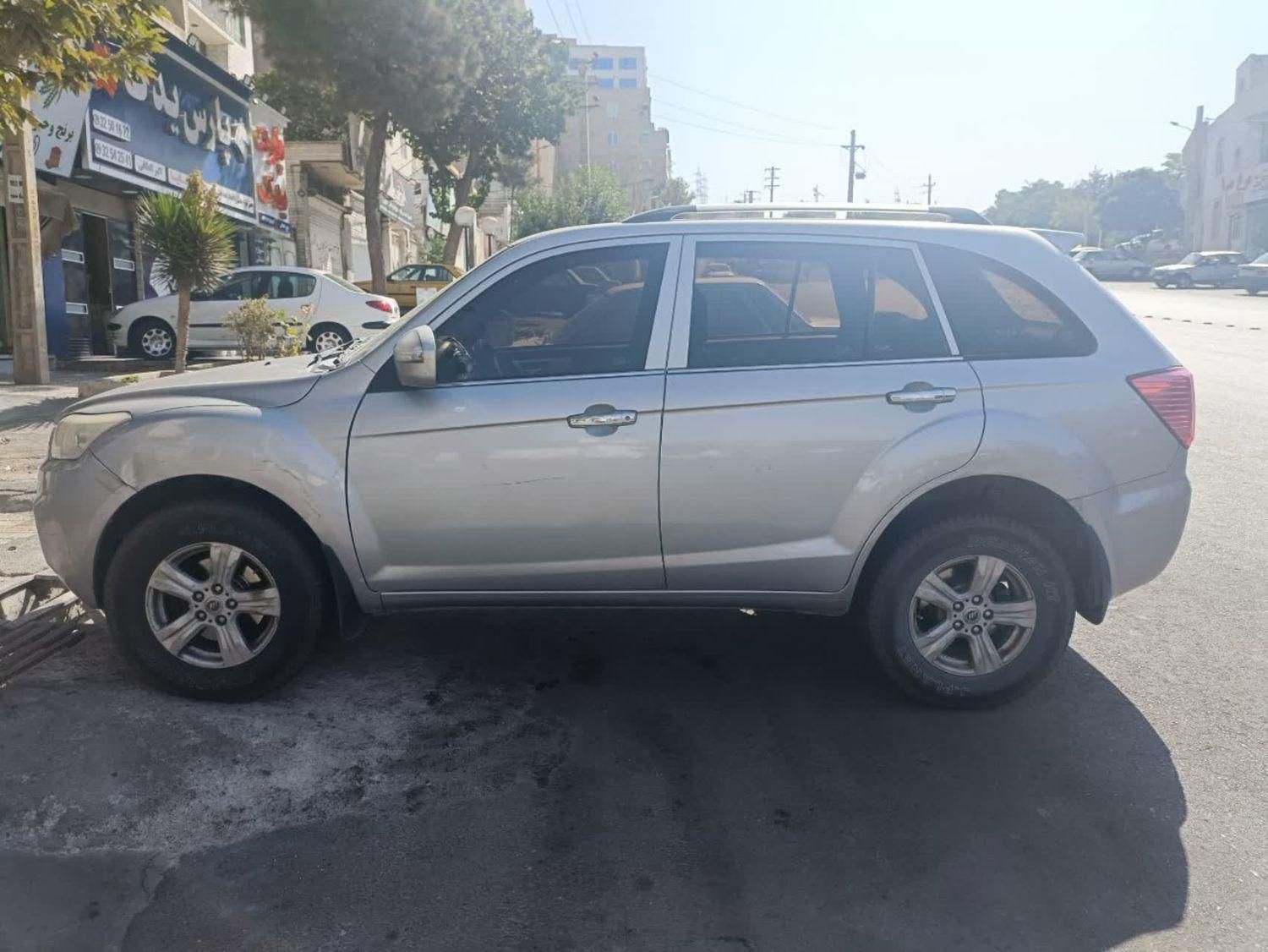 لیفان X60 دنده‌ای - 2014