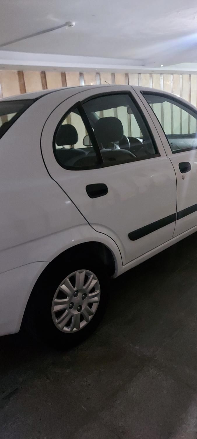 تیبا صندوق دار SX - 1392