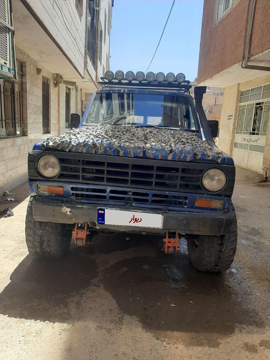 نیسان پاترول چهار درب 6 سیلندر - 1989