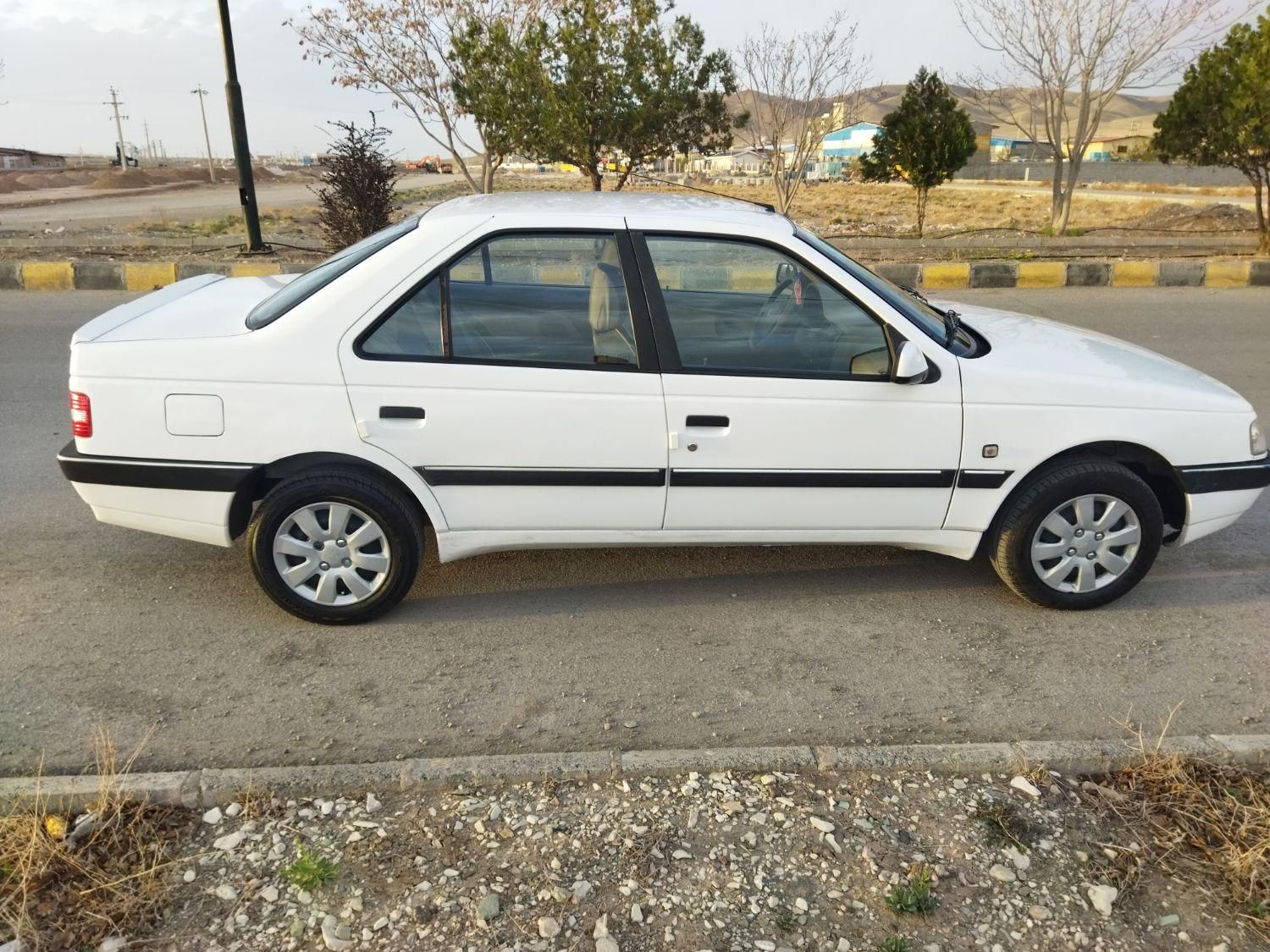 پژو 405 SLX بنزینی TU5 - 1396