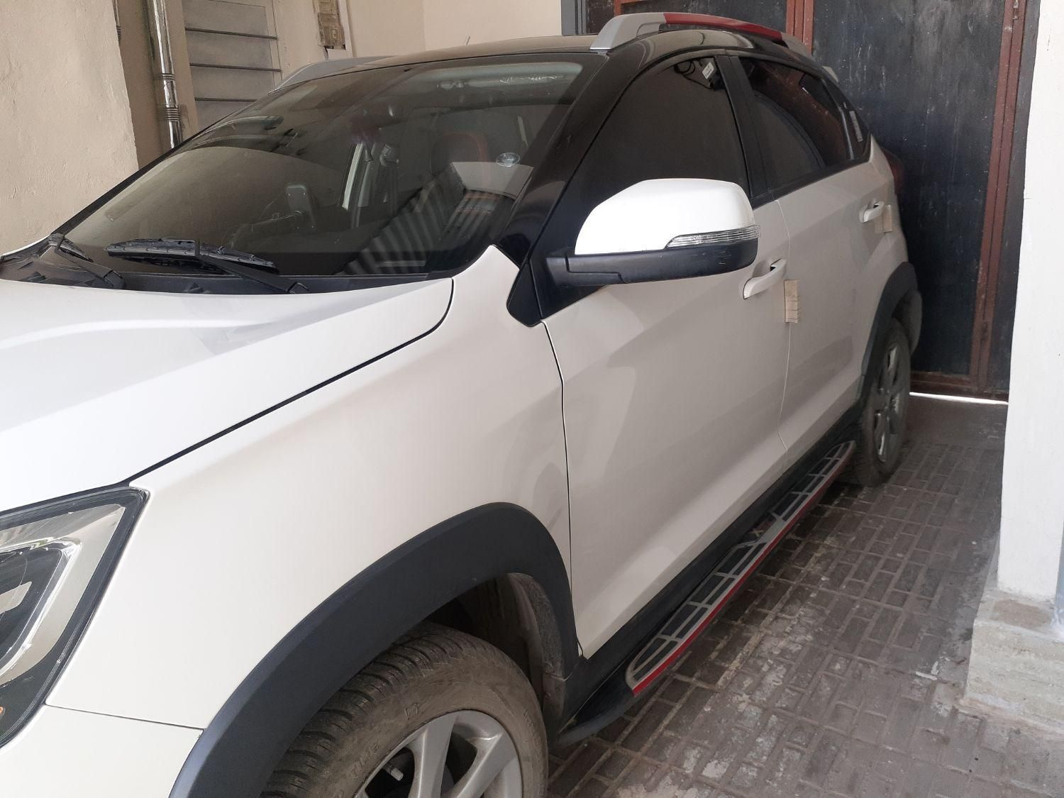 ام وی ام X22 دنده ای اسپرت لاکچری - 2023