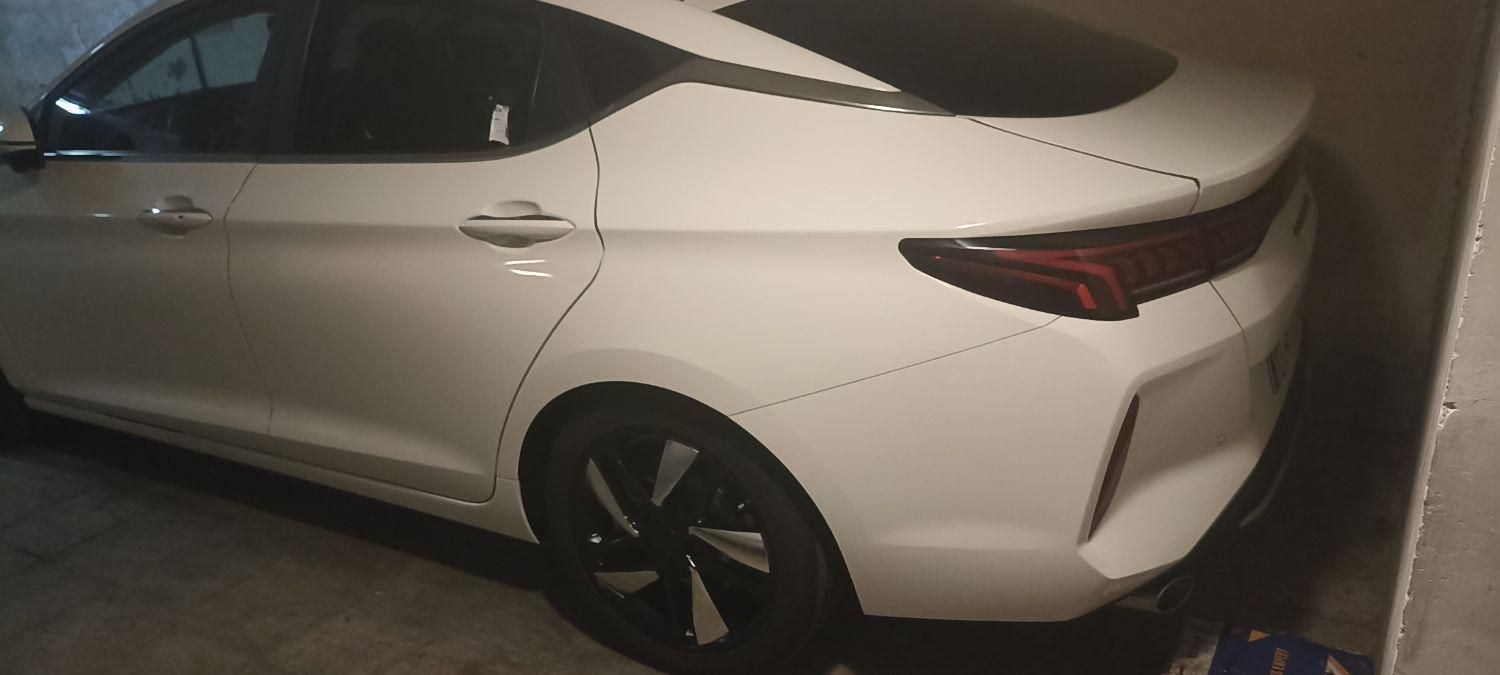 کی ام سی J7 اتوماتیک - 2024