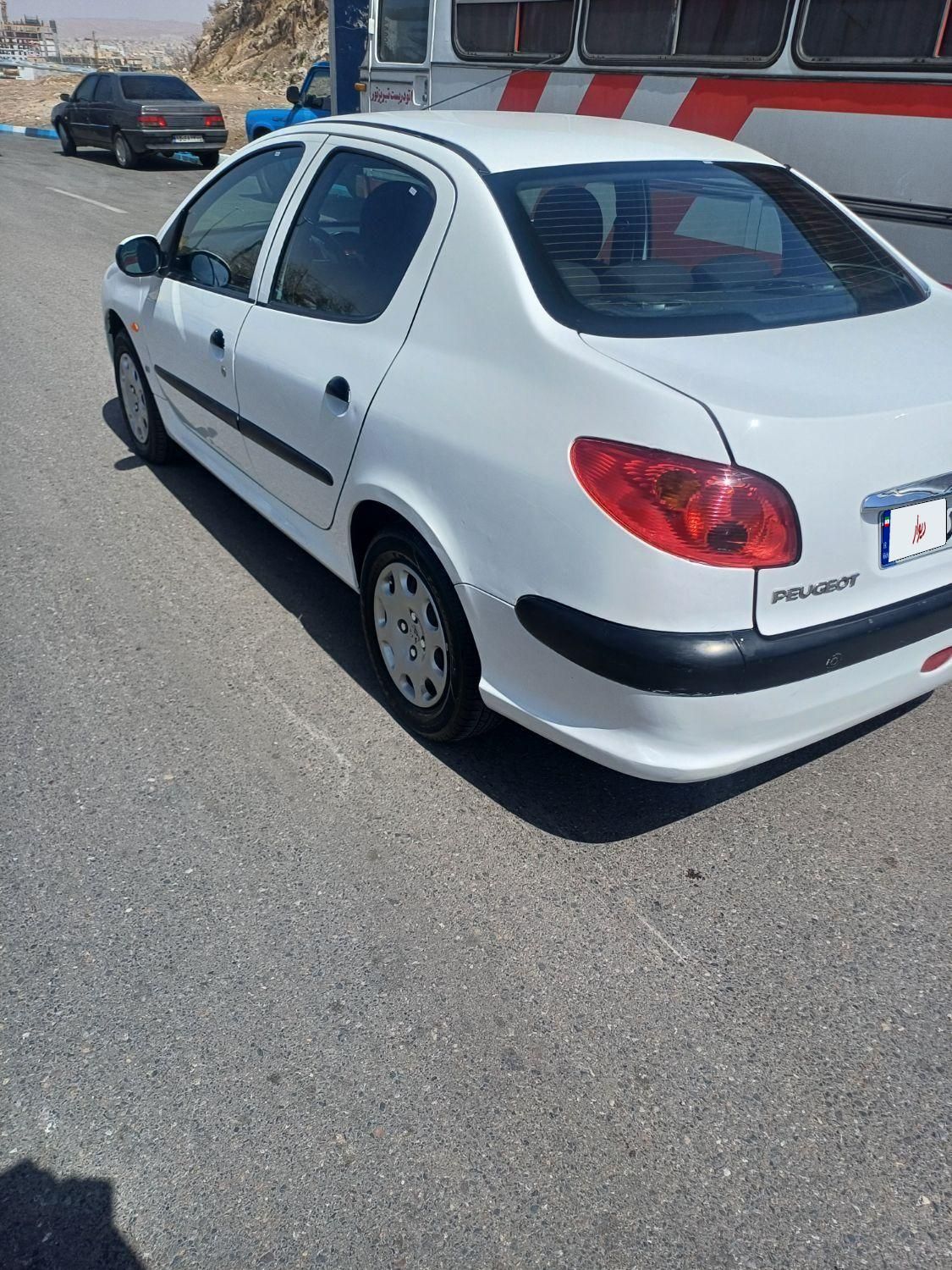 پژو 206 SD v8 - 1394