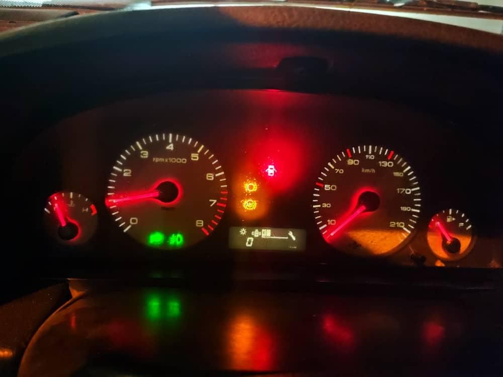 خودرو پژو، پارس آگهی ann_17907751