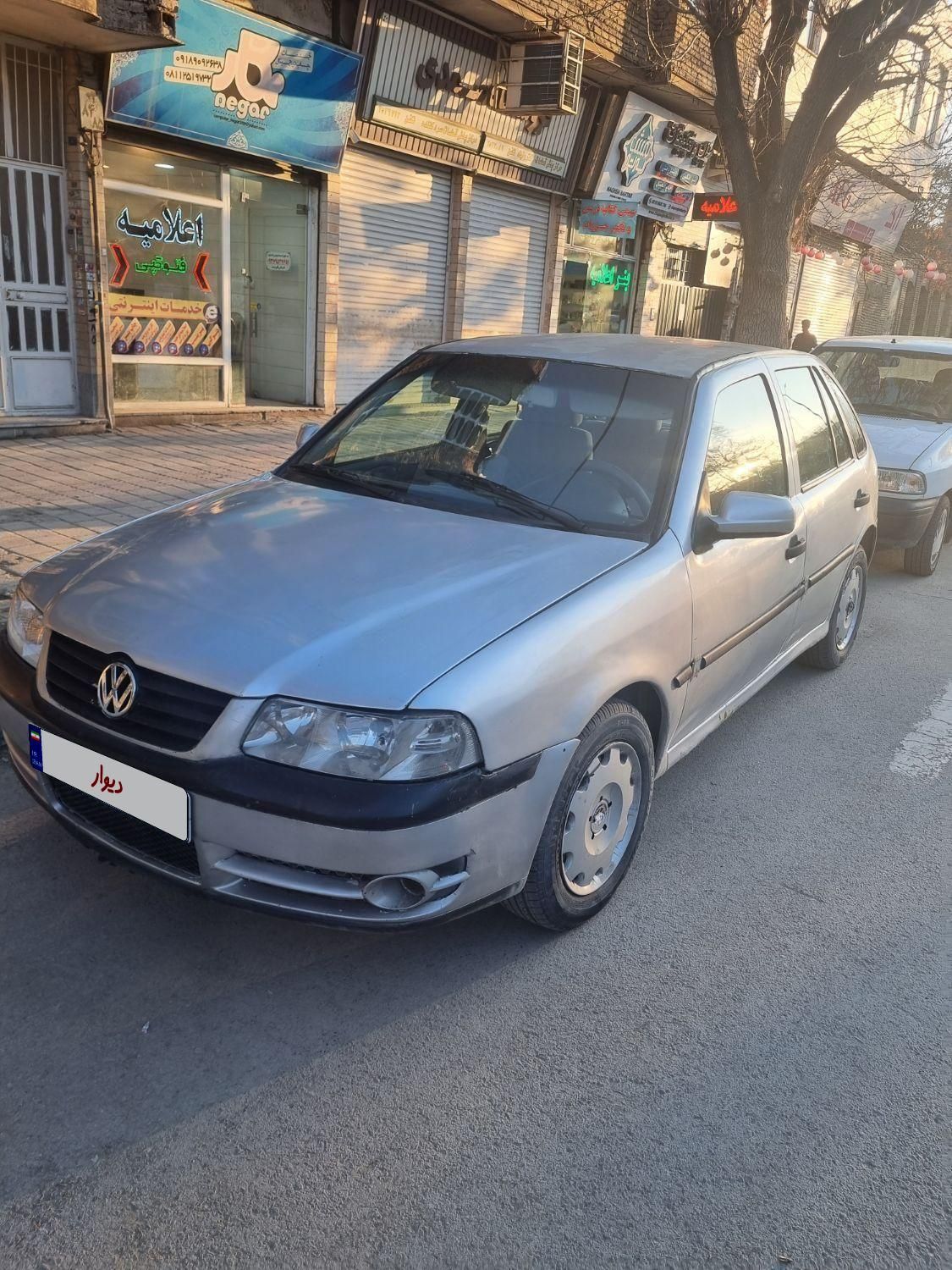 خودرو فولکس، گل آگهی ann_17908505