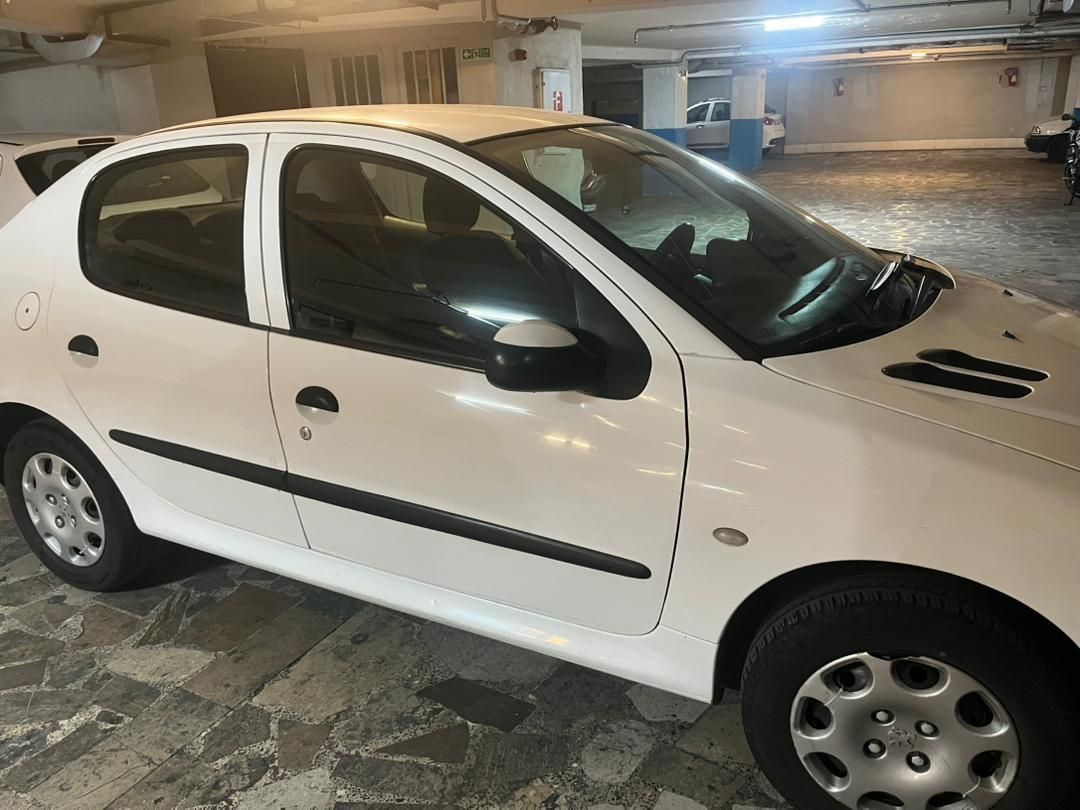 پژو 206 SD v8 - 1395