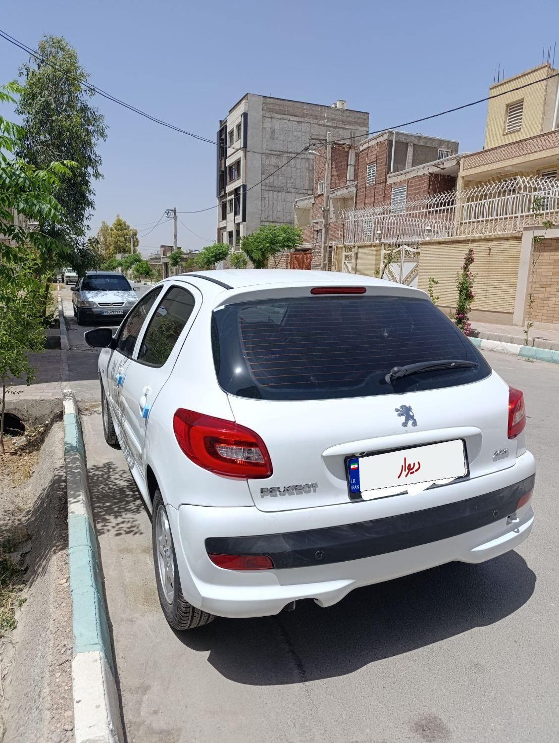 پژو 207 اتوماتیک TU5P - 1403