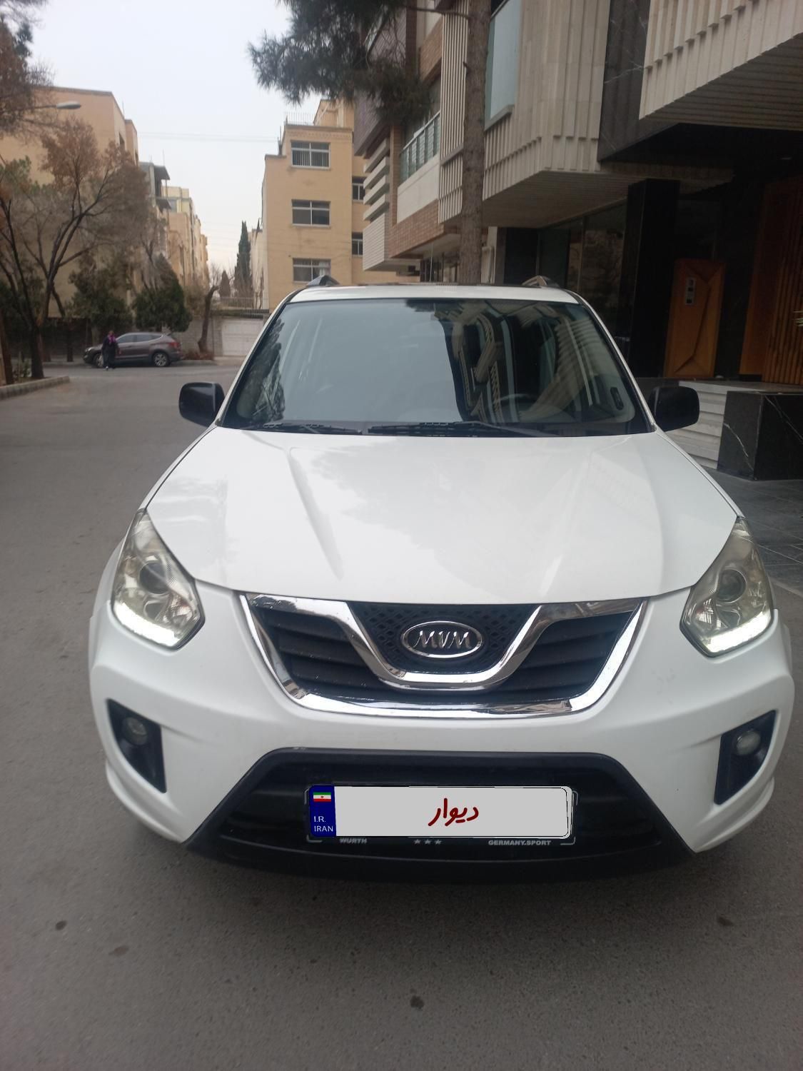 خودرو ام وی ام، X33 آگهی ann_17910413
