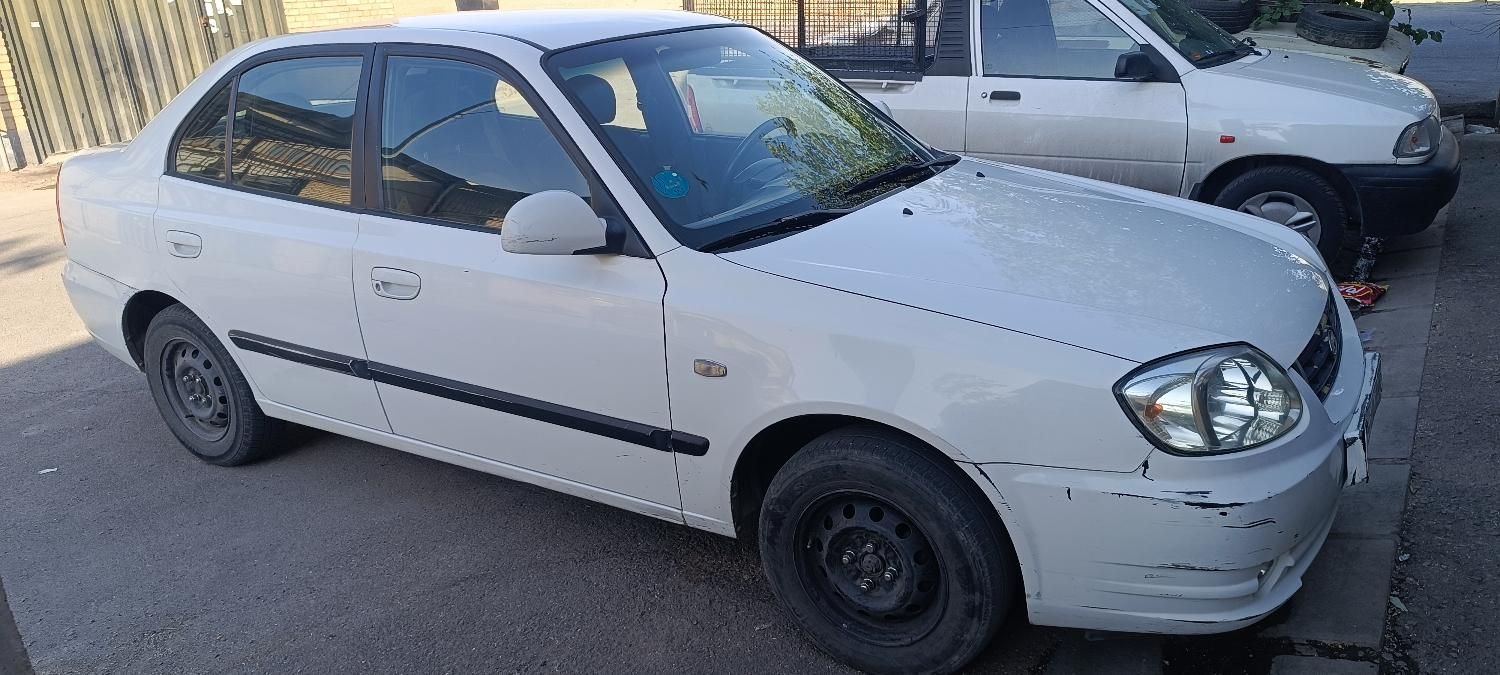 هیوندای ورنا اتوماتیک - 2009