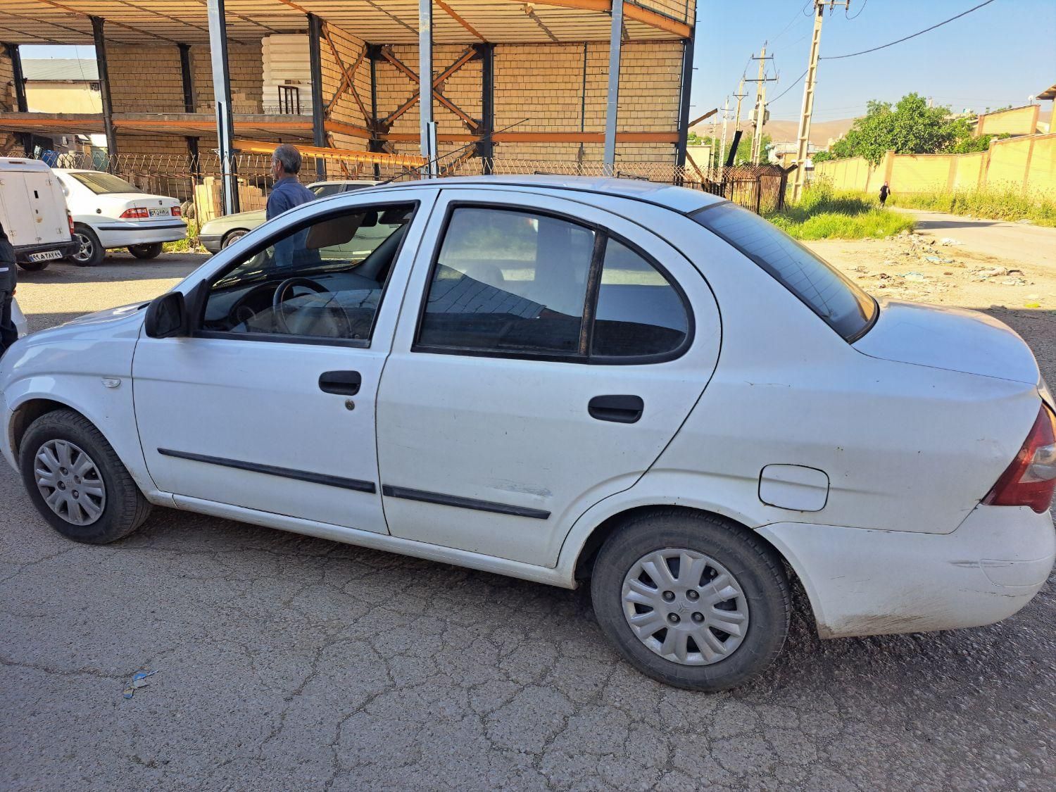 تیبا صندوق دار SX - 1397