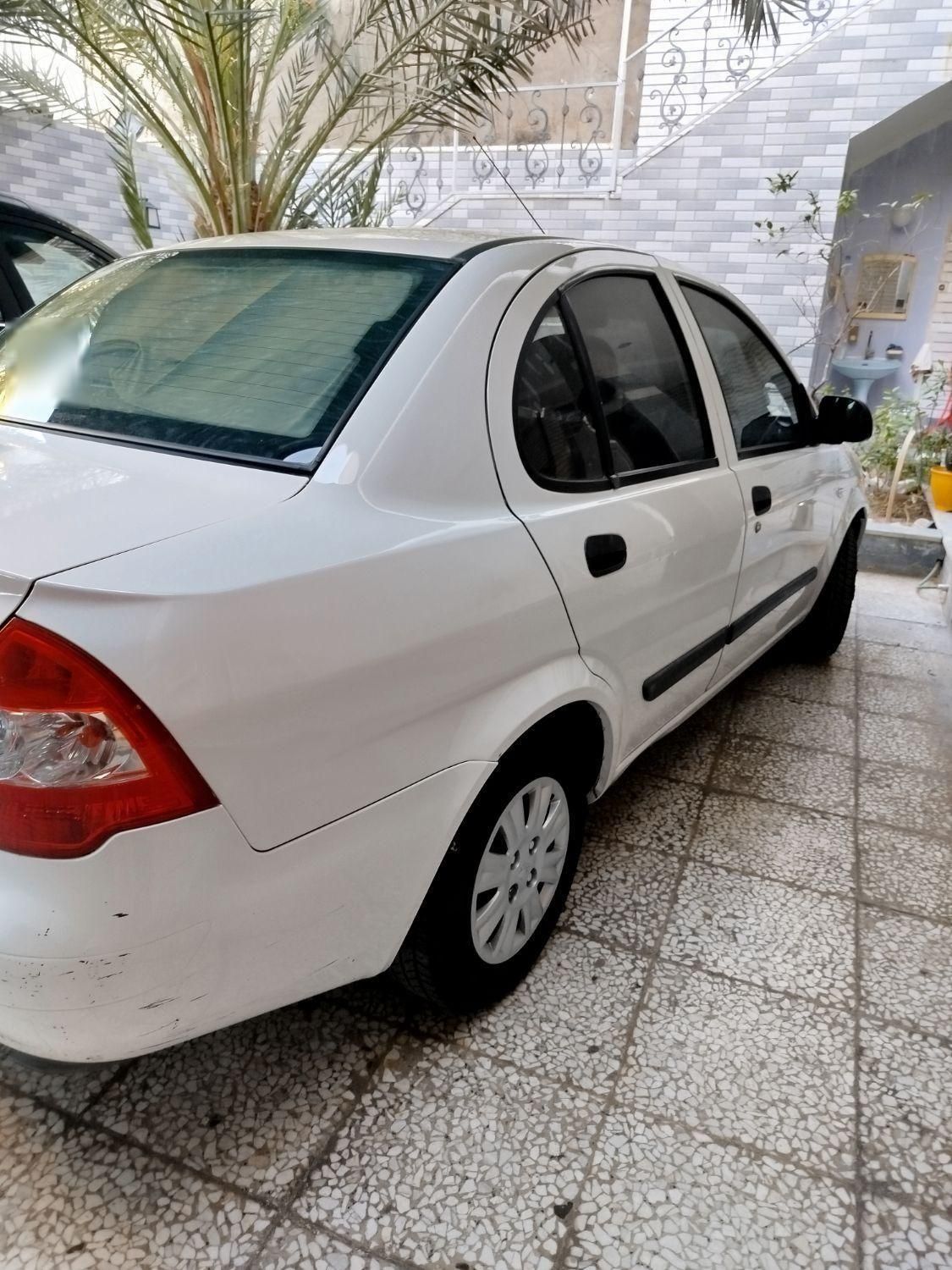 تیبا صندوق دار EX - 1395