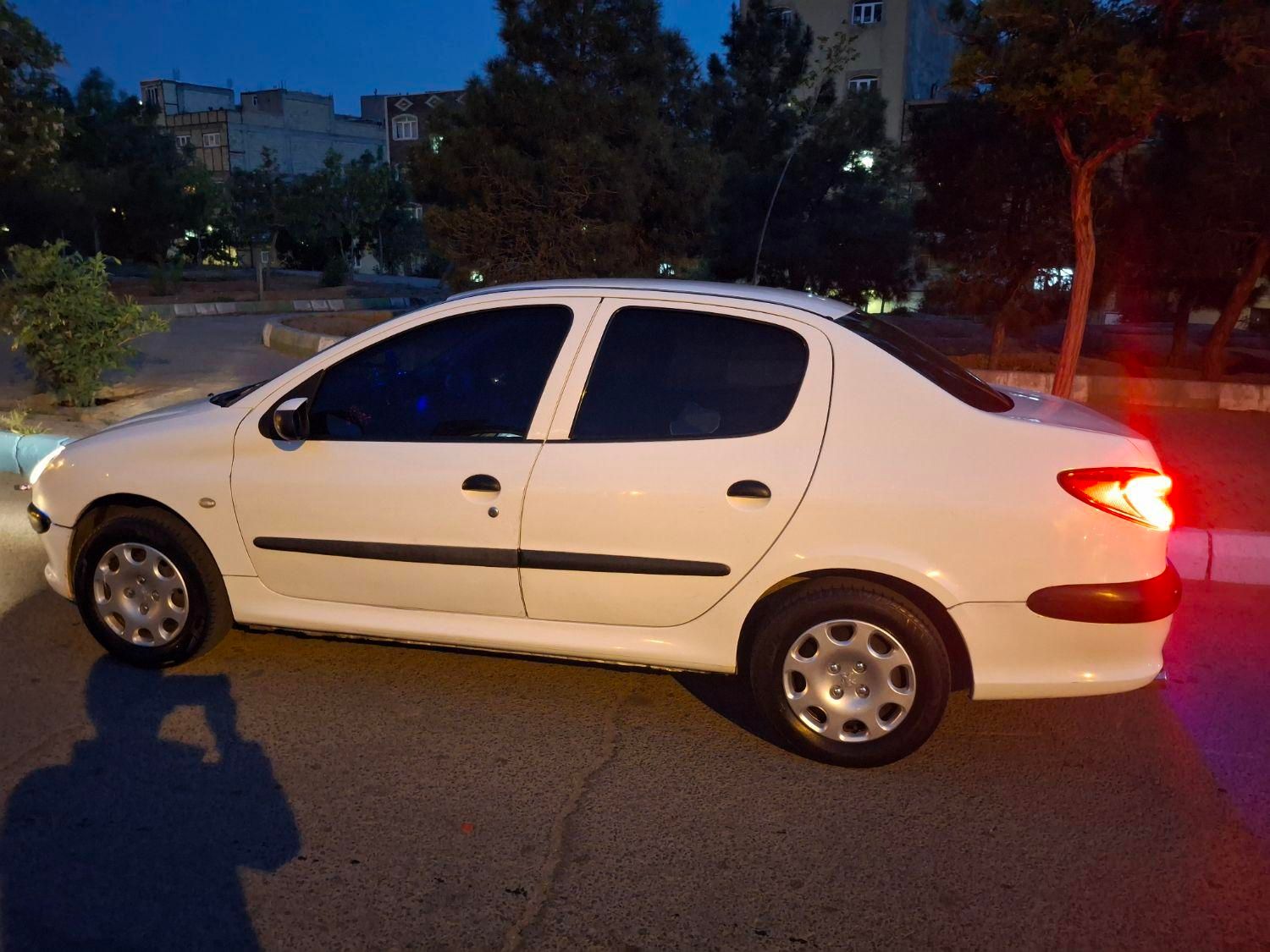 پژو 206 SD v1 - 1388