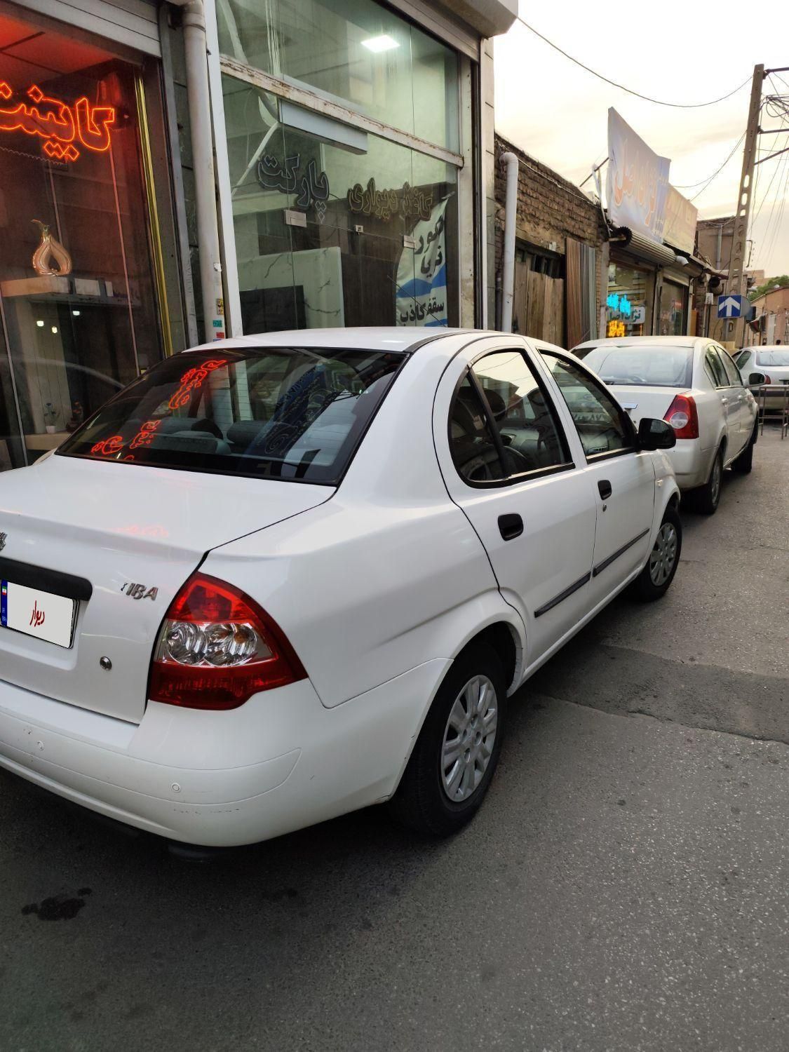 تیبا صندوق دار SX - 1399