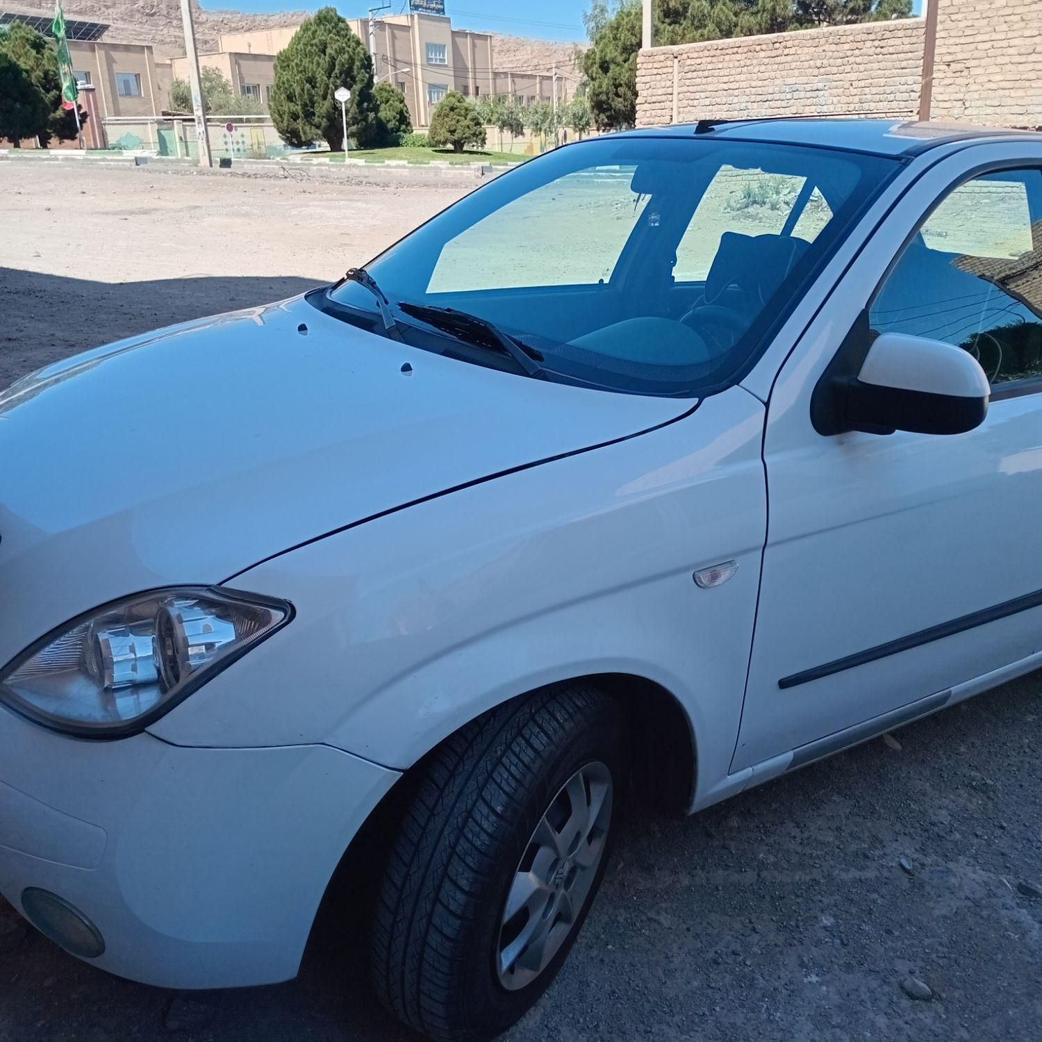 تیبا صندوق دار SX - 1398