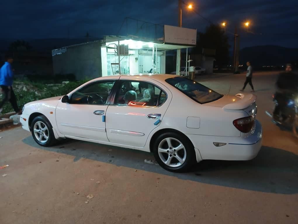 نیسان ماکسیما دنده‌ای - 2006