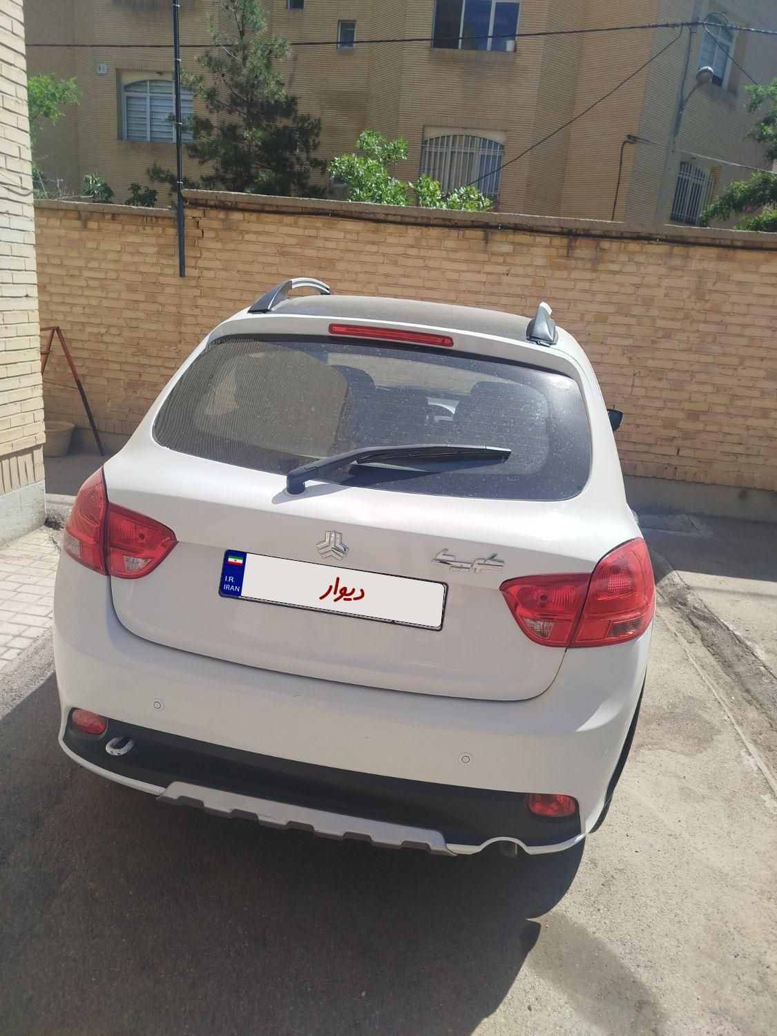 خودرو کوییک، R آگهی ann_17912879