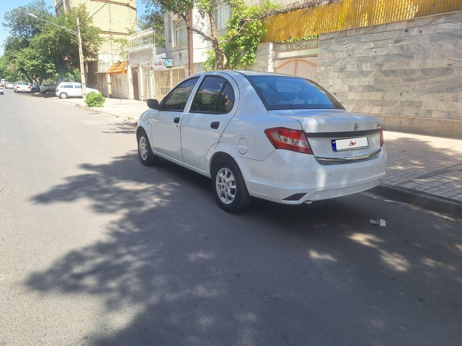 خودرو ساینا، EX دنده‌ای آگهی ann_17913050