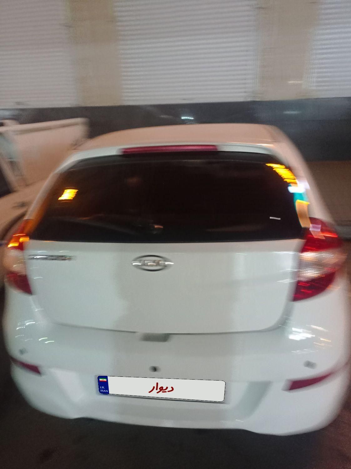ام وی ام 315 هاچ بک ساده دنده ای - 2013