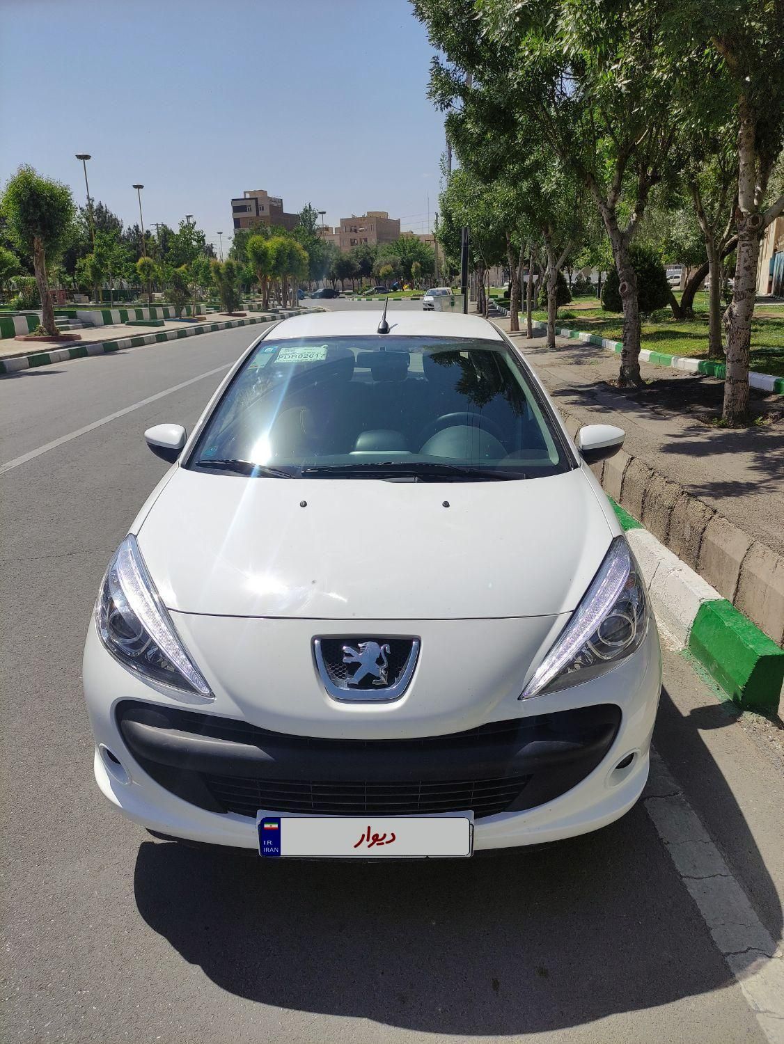 پژو 207 دنده‌ای با موتور TU3 - 1402