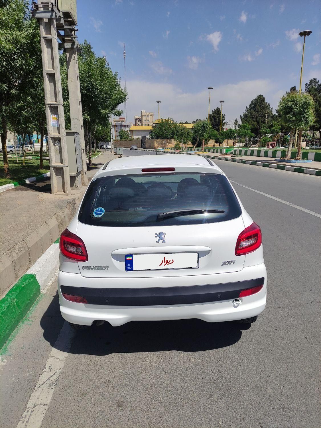 پژو 207 دنده‌ای با موتور TU3 - 1402