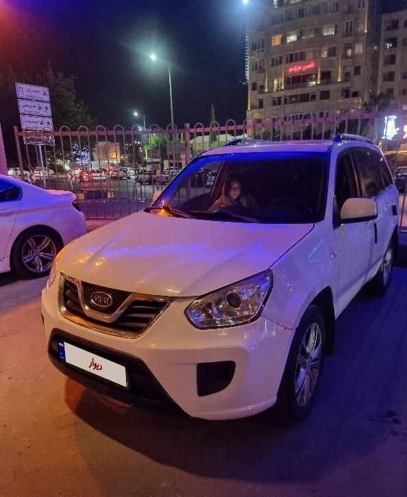 خودرو ام وی ام، X33 آگهی ann_17913552