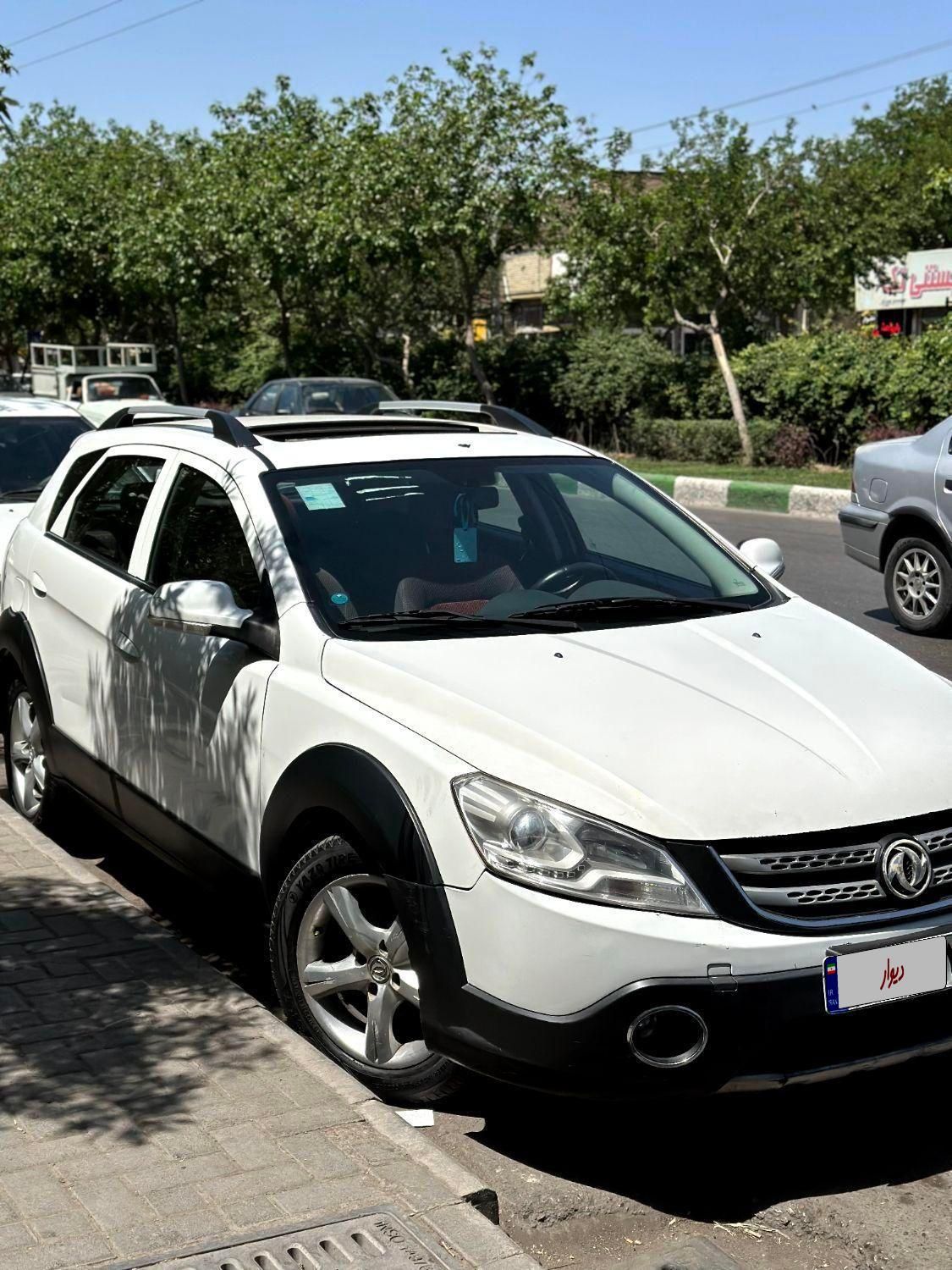 خودرو دانگ فنگ، H30 کراس آگهی ann_17914053