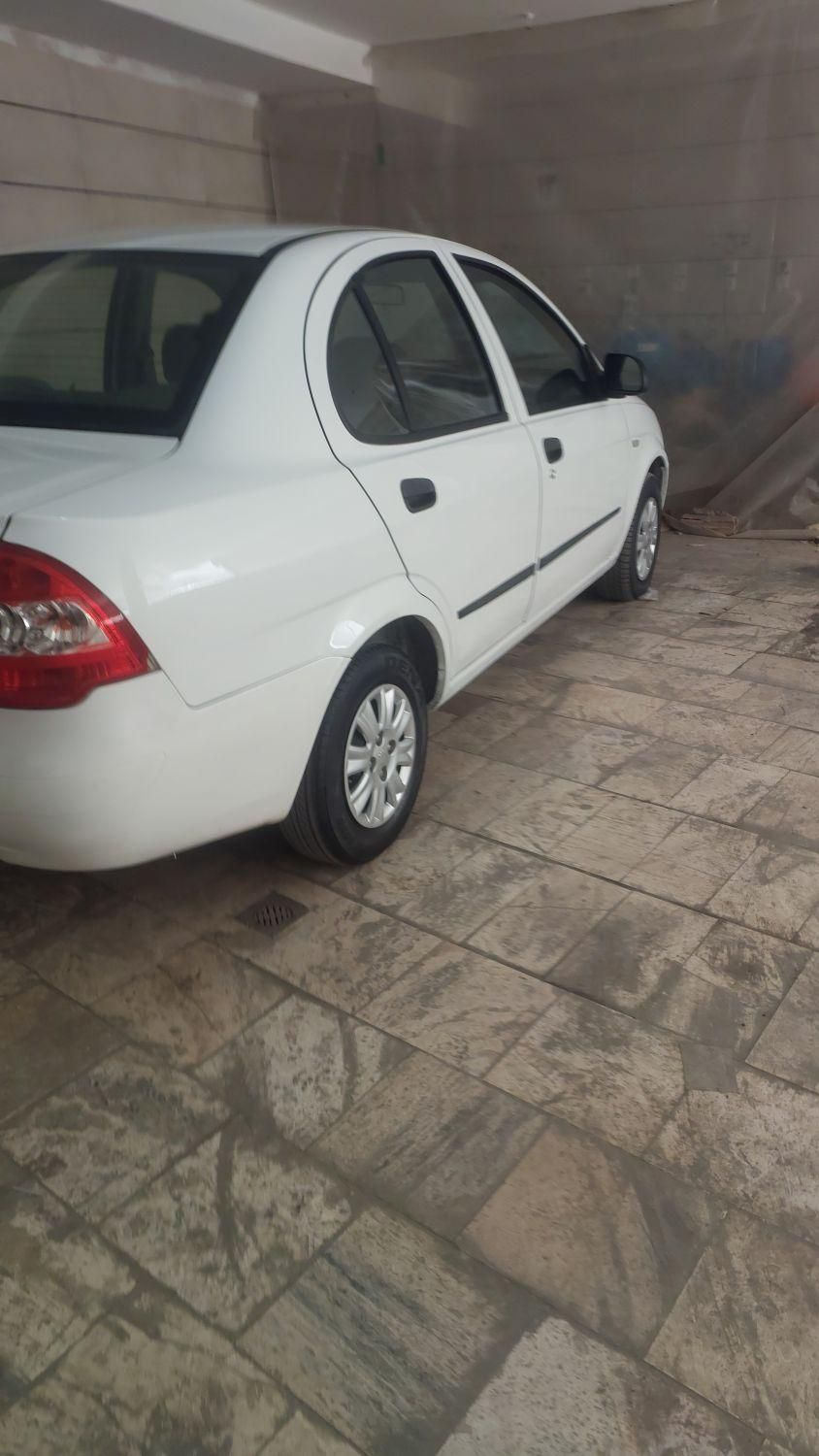 تیبا صندوق دار LX - 1400