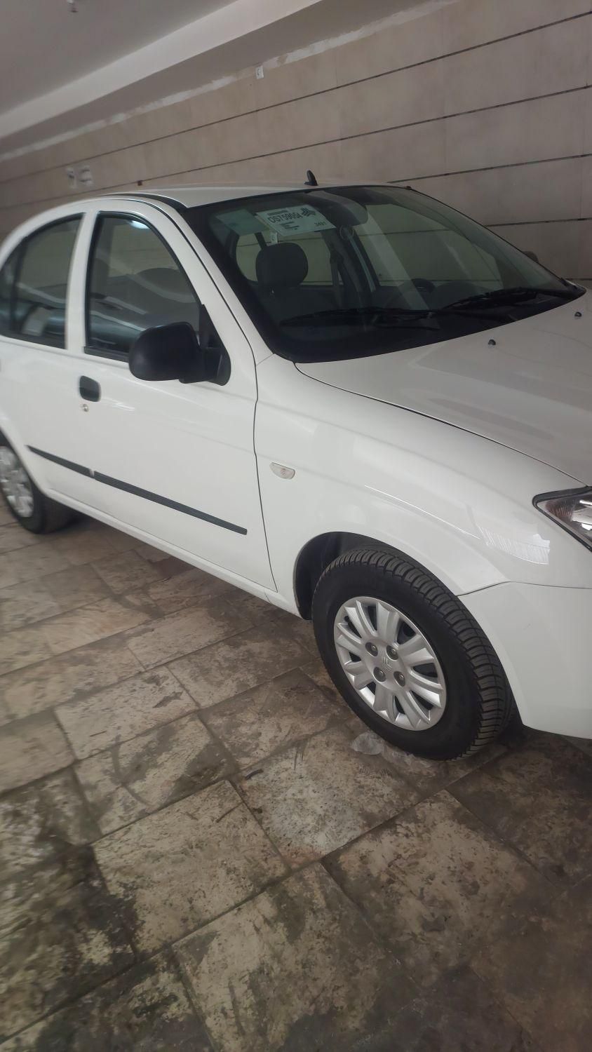 تیبا صندوق دار LX - 1400