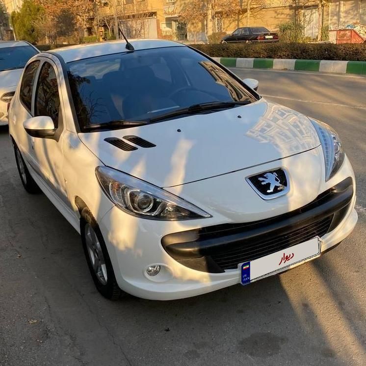 پژو 207 دنده‌ای - 1399