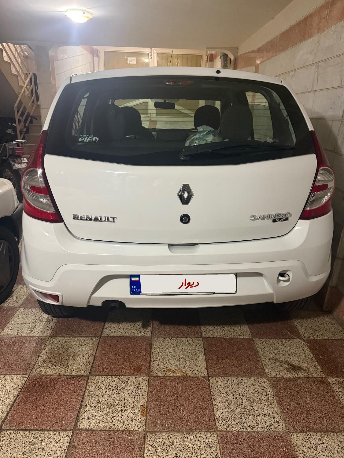 خودرو رنو، ساندرو آگهی ann_17914682